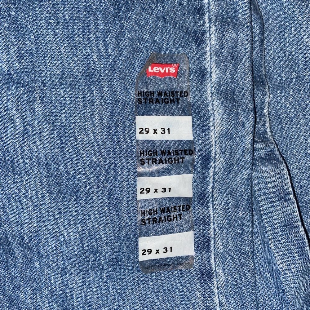 NTW LEVIS